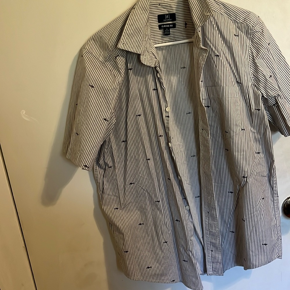 Men’s button up tee shirt